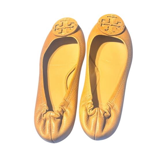 B10. TORY BURCH | Luxury - Reva - Tan Leather Ballet Flats Size 7M -Flawed - Picture 2 of 9
